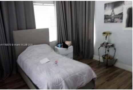 ARCOLA GARDENS - Residential