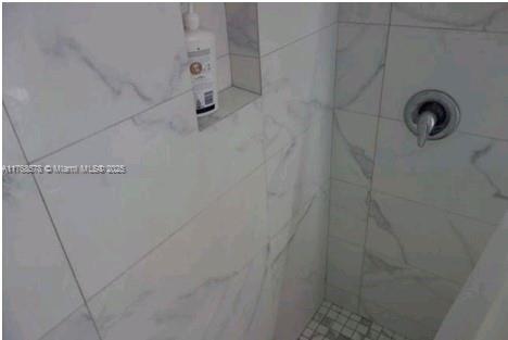 ARCOLA GARDENS - Residential