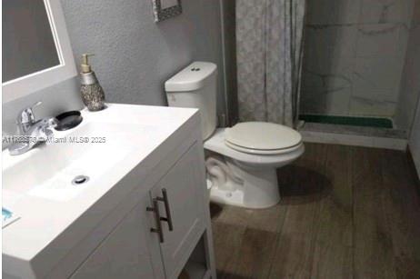 ARCOLA GARDENS - Residential