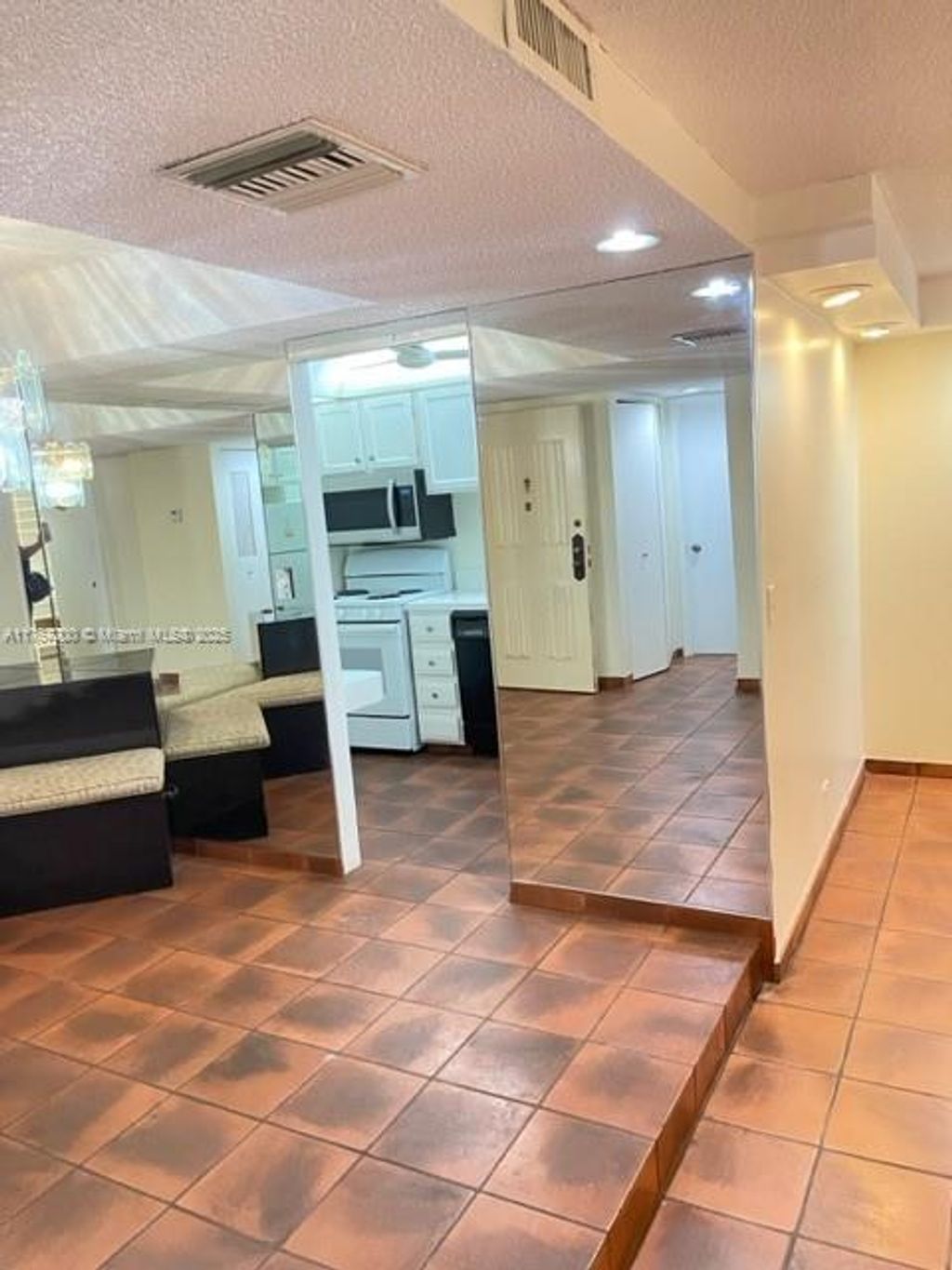 Photo of 3760 Inverrary Dr #1Y, Lauderhill, FL 33319 (MLS # A11767200)