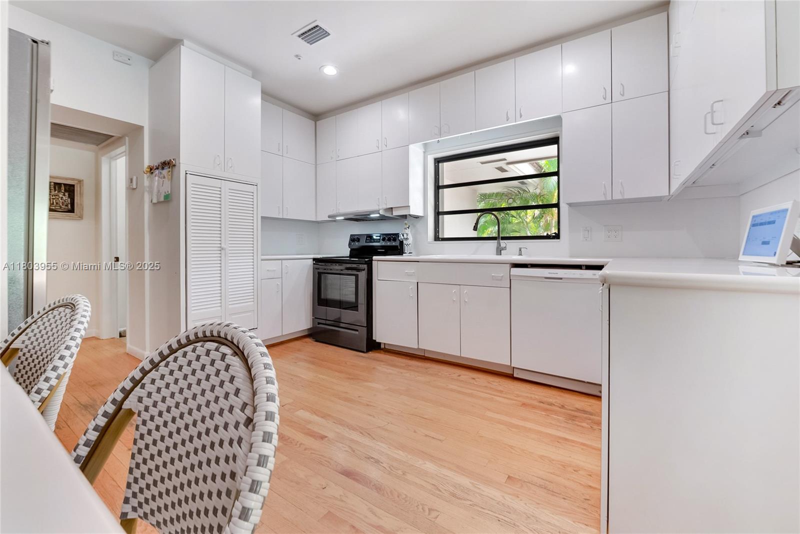 COCOPLUM SEC 1 - Residential