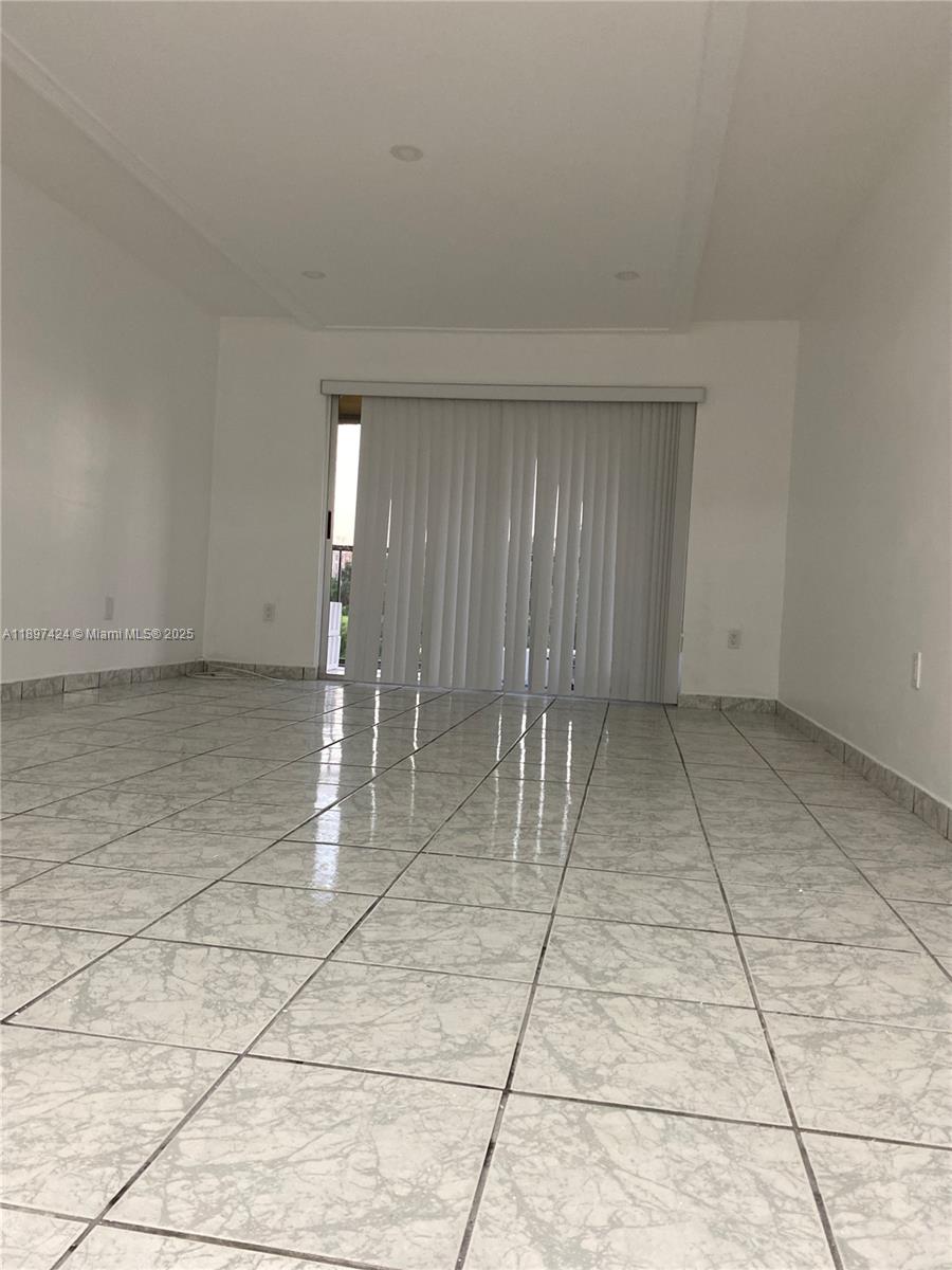 CASTILLIAN CLUB CONDO - Residential Lease