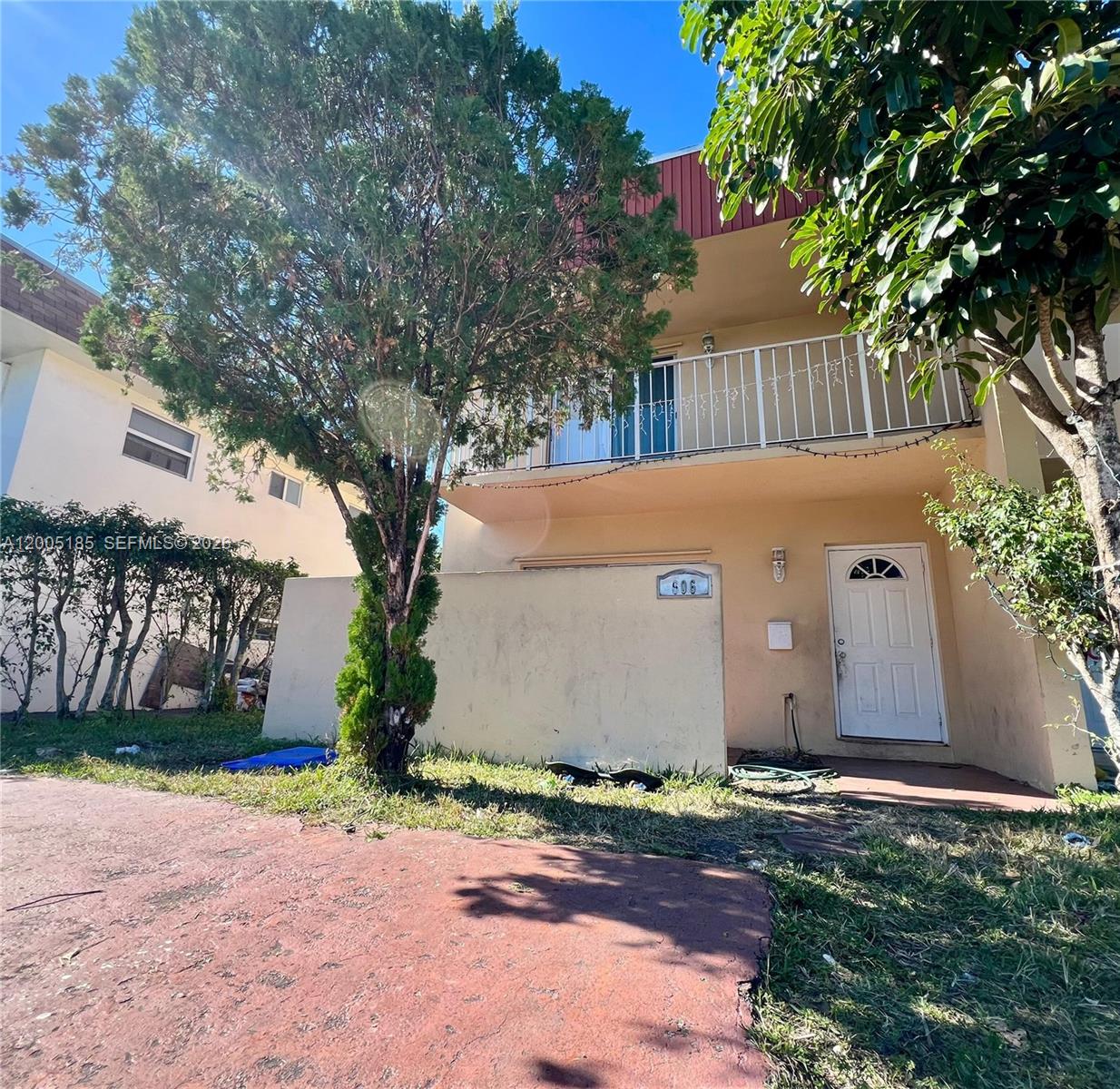 NORTH LAUDERDALE VILLAGE - Residential