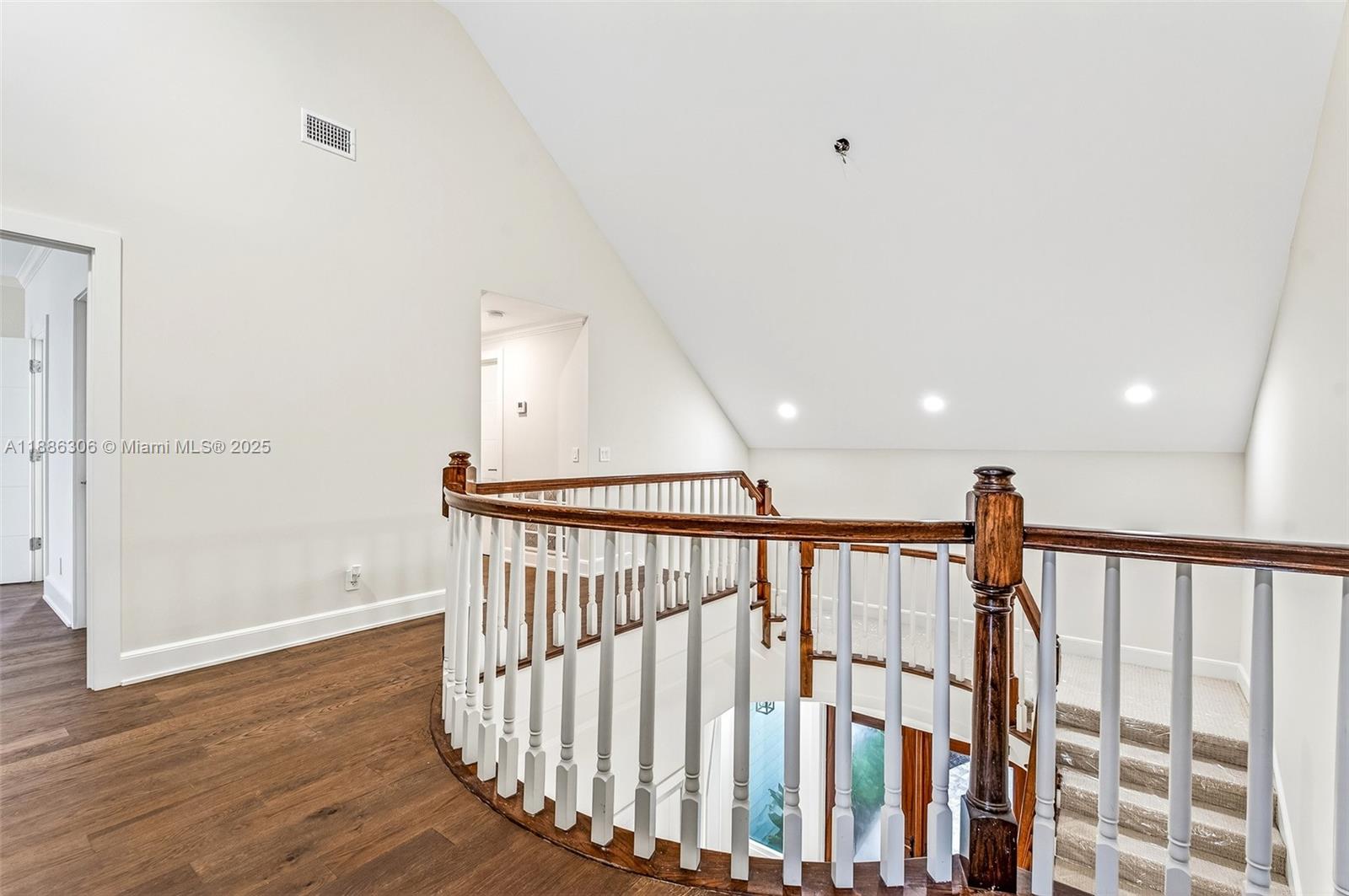 MAROON SUBDIVISION UNIT 2 - Residential