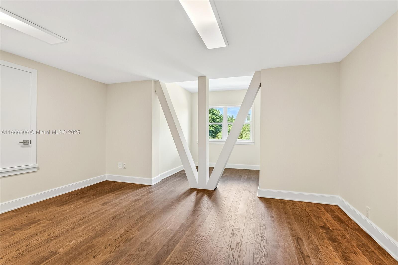 MAROON SUBDIVISION UNIT 2 - Residential