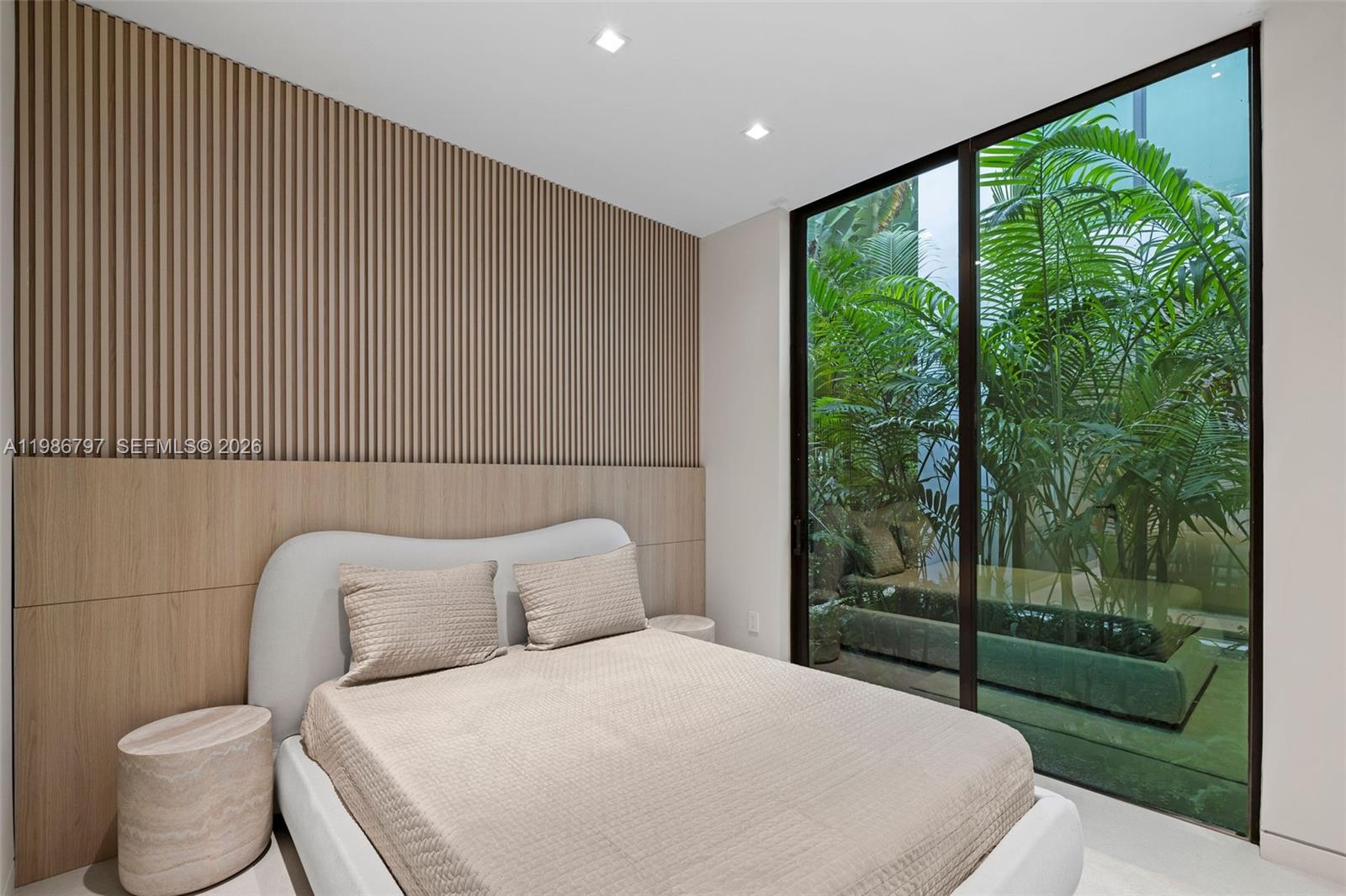 SURPRISE LAKE - Residential