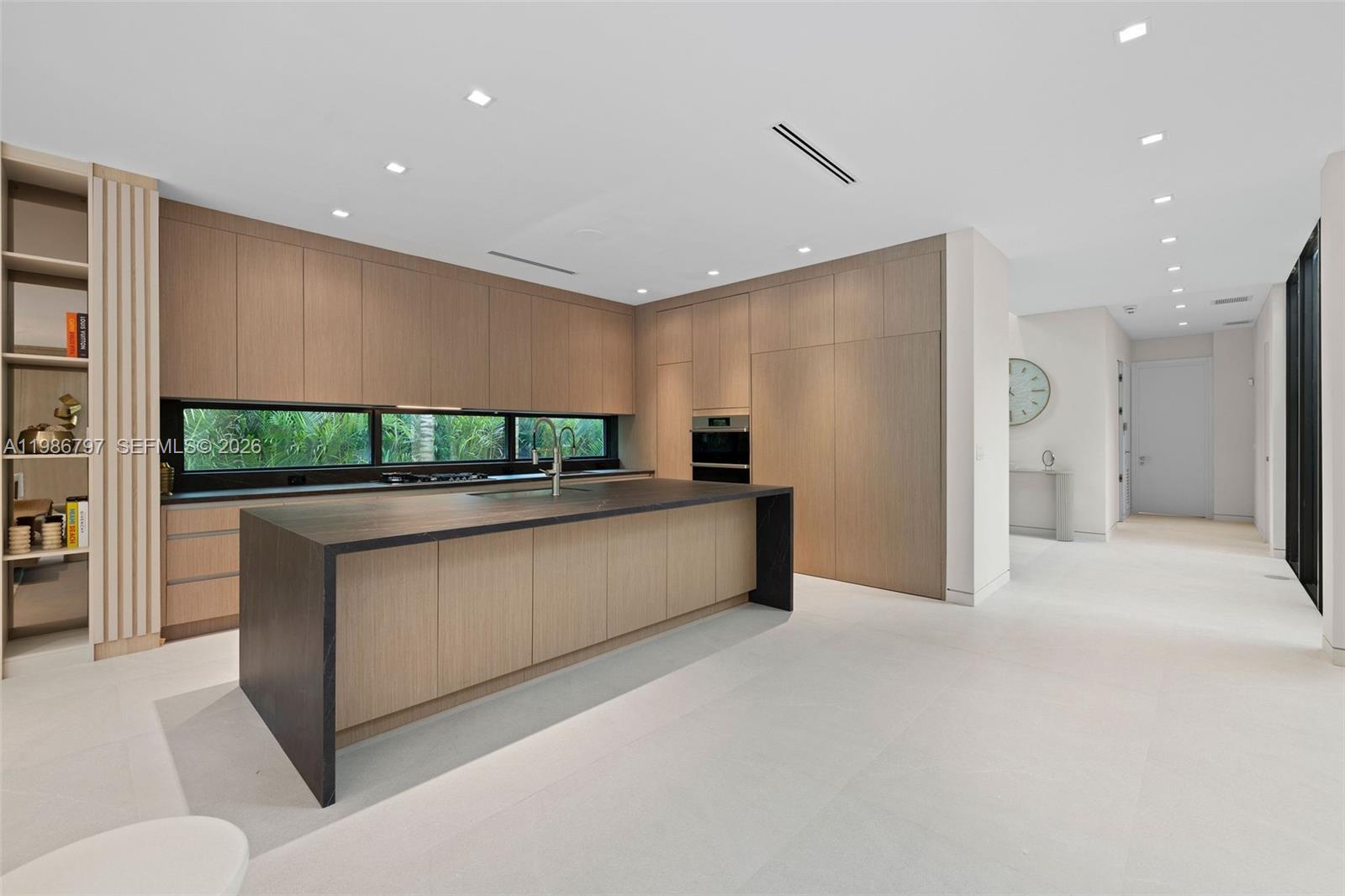 SURPRISE LAKE - Residential