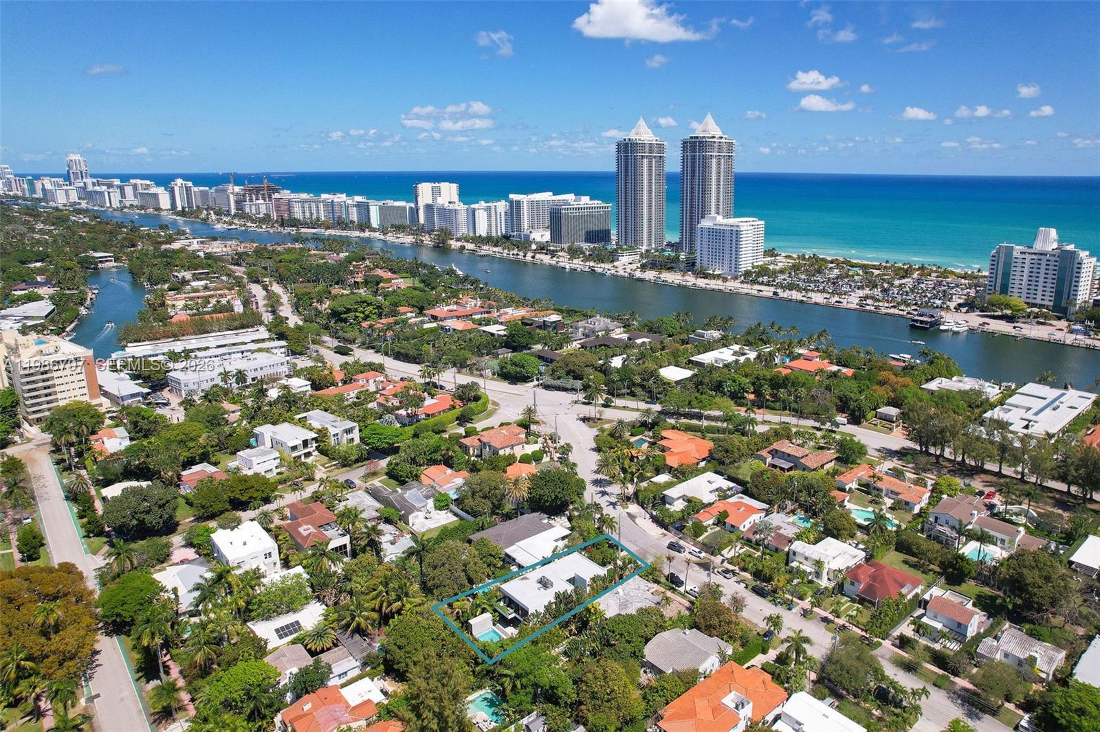 SURPRISE LAKE - Residential