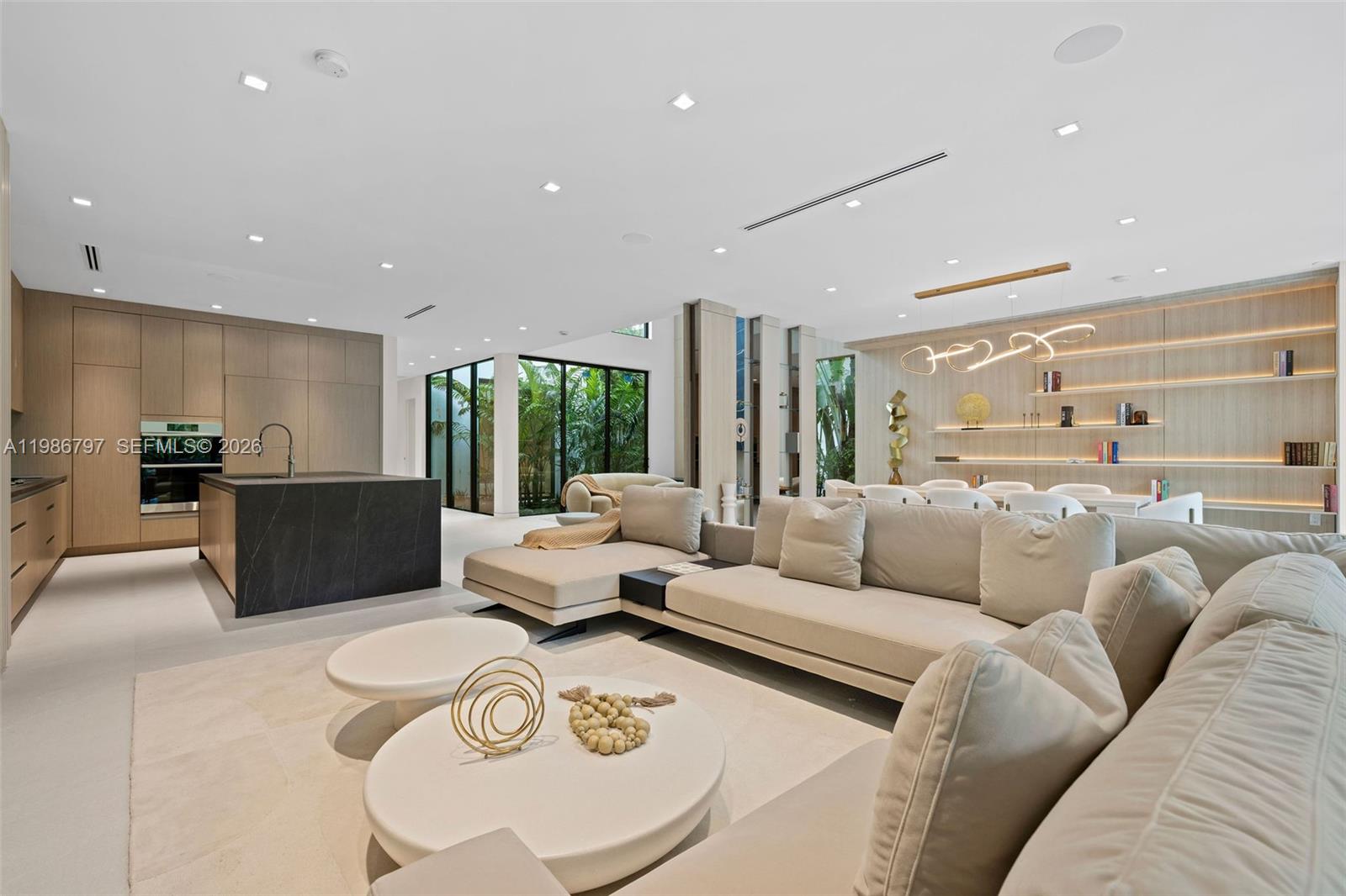 SURPRISE LAKE - Residential