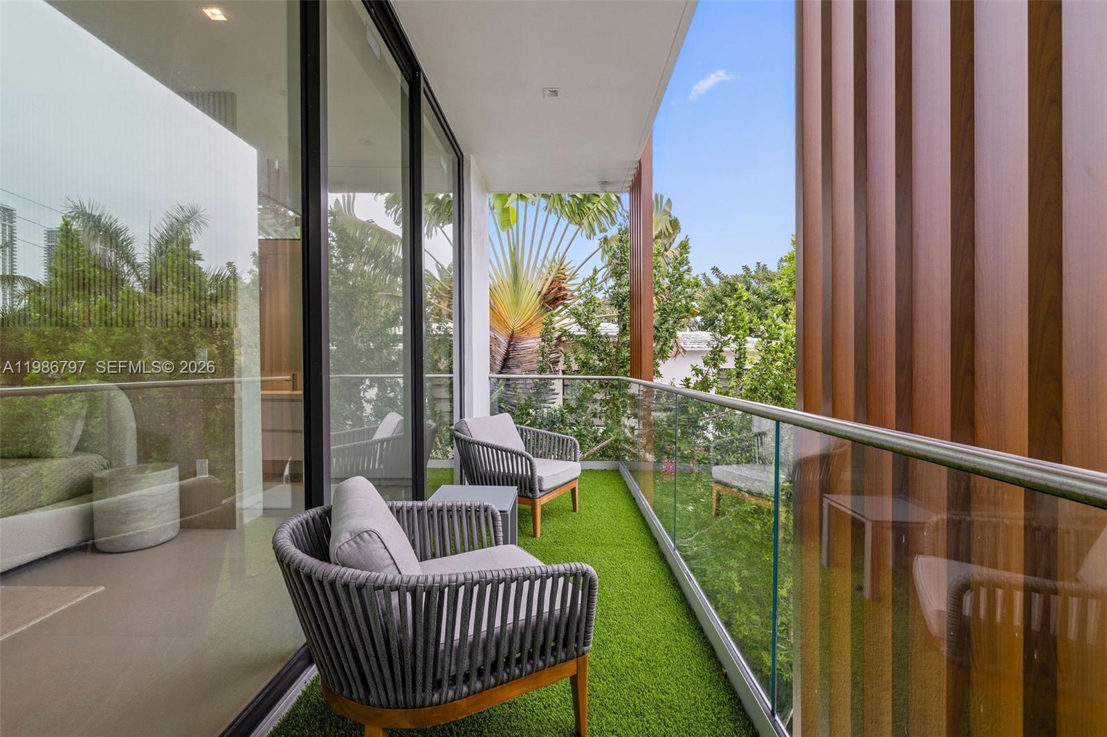 SURPRISE LAKE - Residential