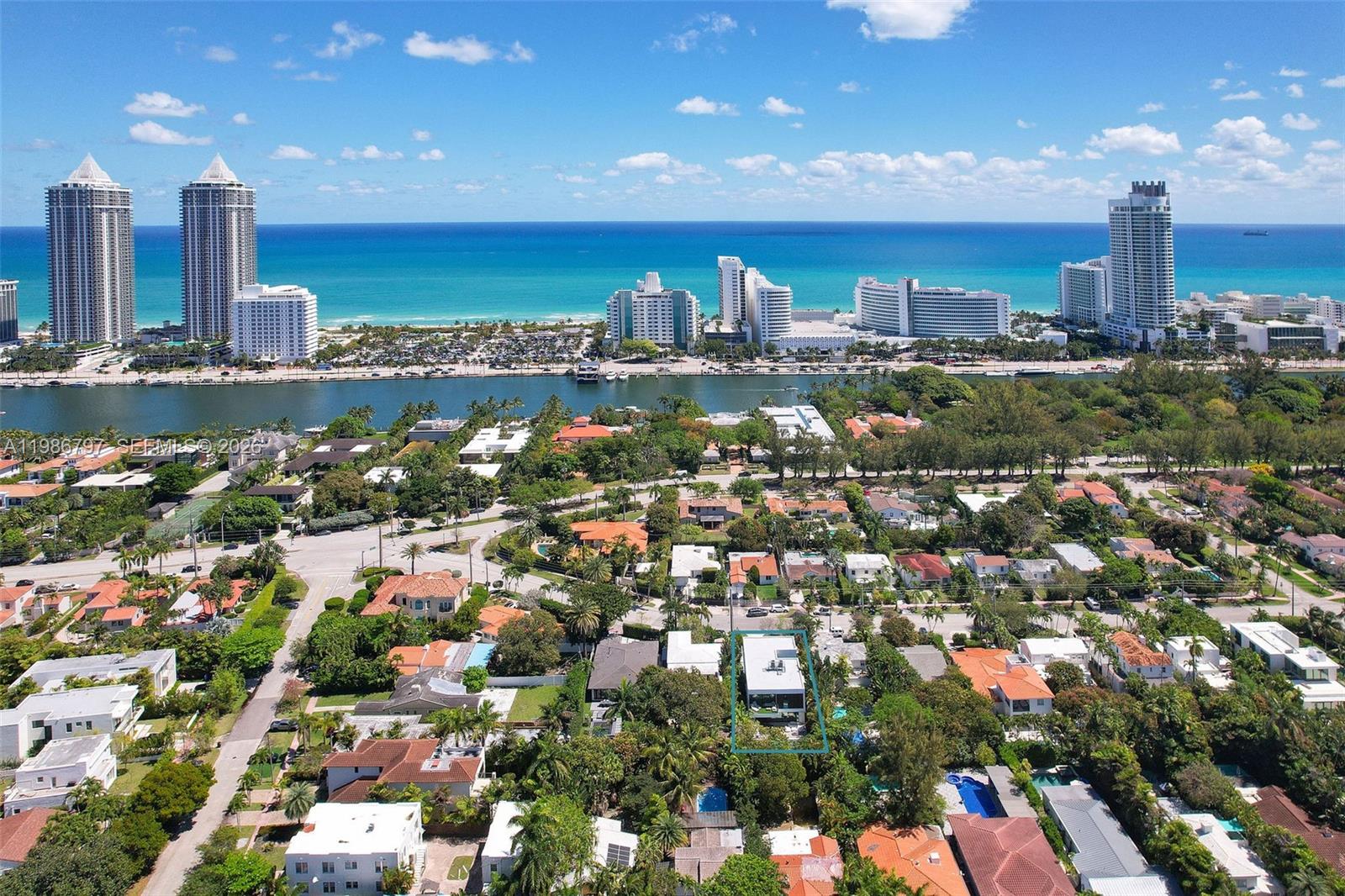 SURPRISE LAKE - Residential