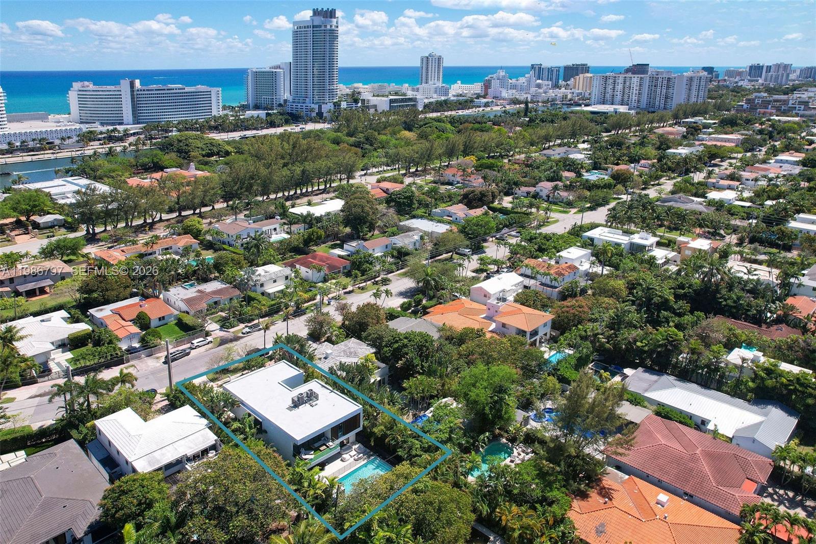 SURPRISE LAKE - Residential