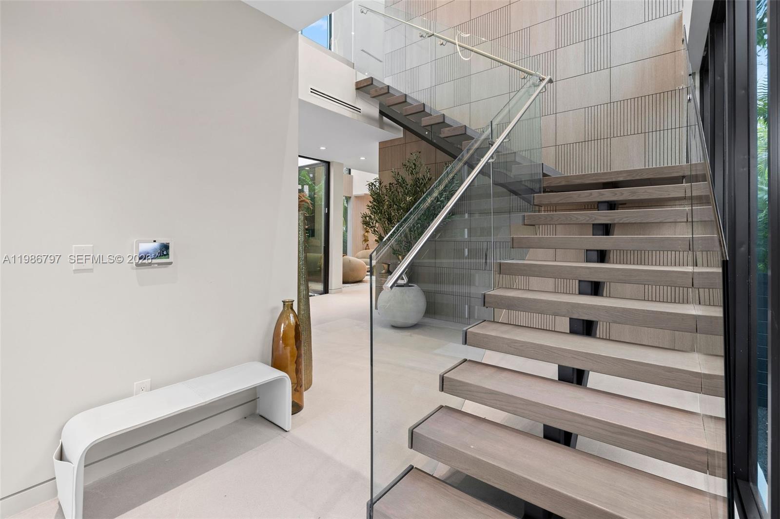 SURPRISE LAKE - Residential