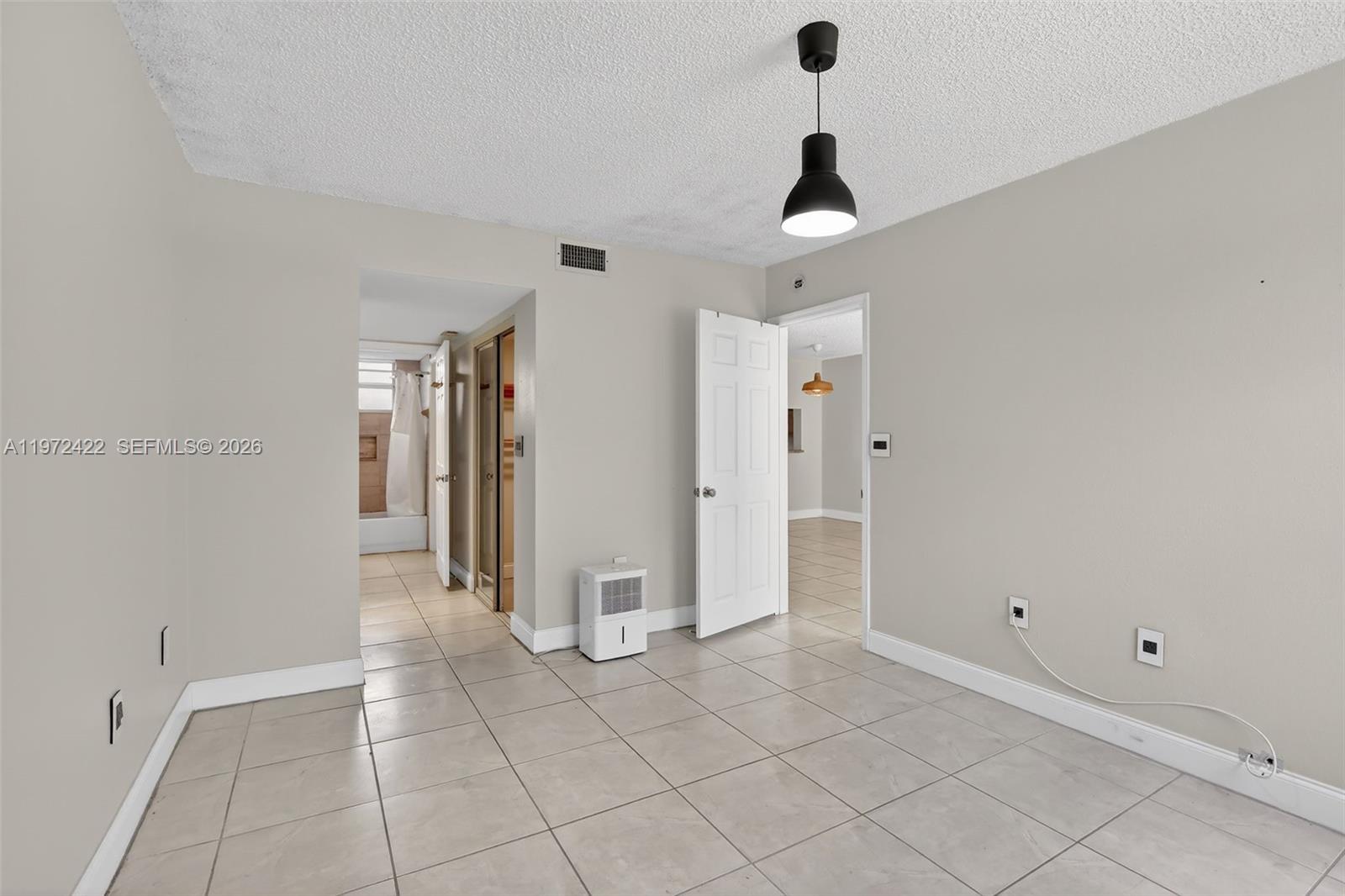 FAIRWAY GREENS CONDO HOME - Residential