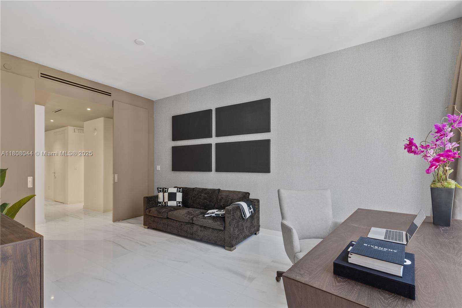 Aston Martin Residences Co - Residential