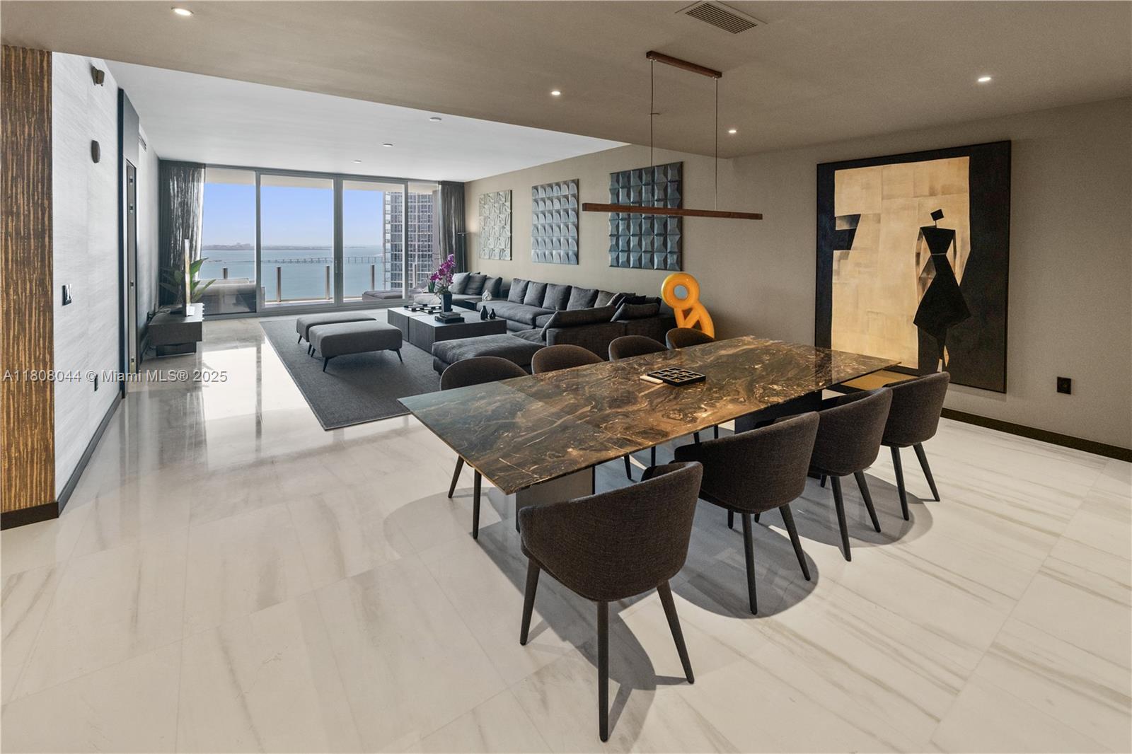 300 Biscayne Blvd Way 3104