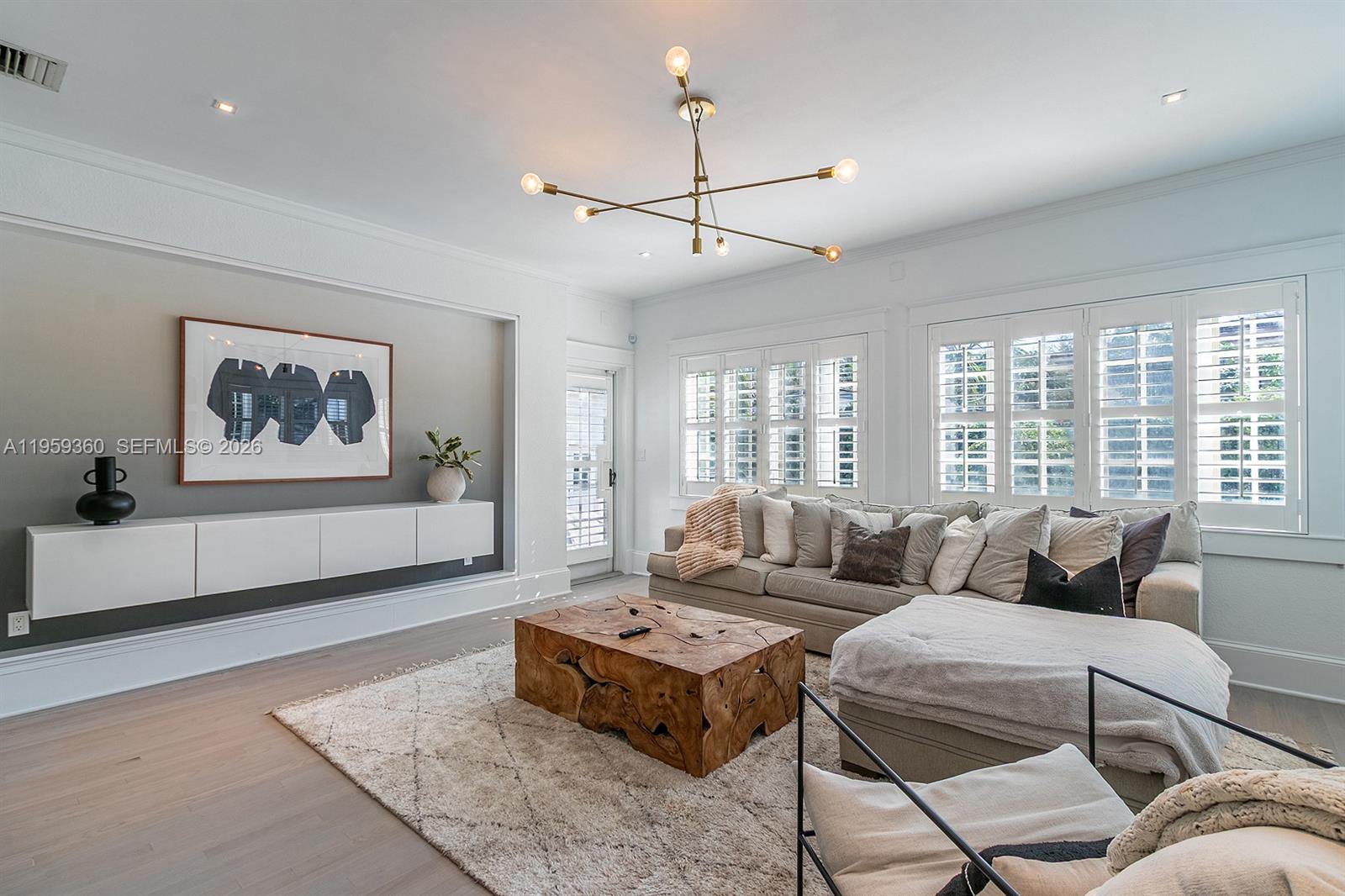 CORAL GABLES SEC B - Residential Lease