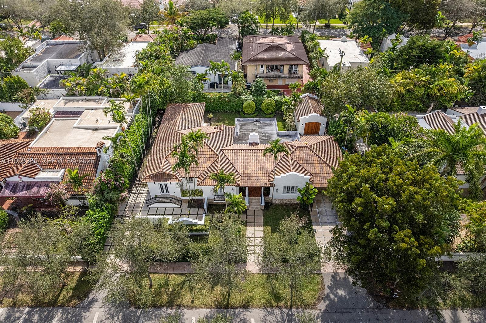 CORAL GABLES SEC B - Residential Lease