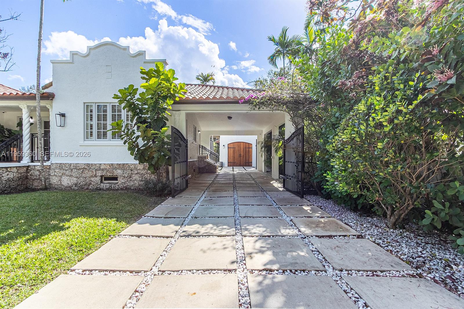 CORAL GABLES SEC B - Residential Lease