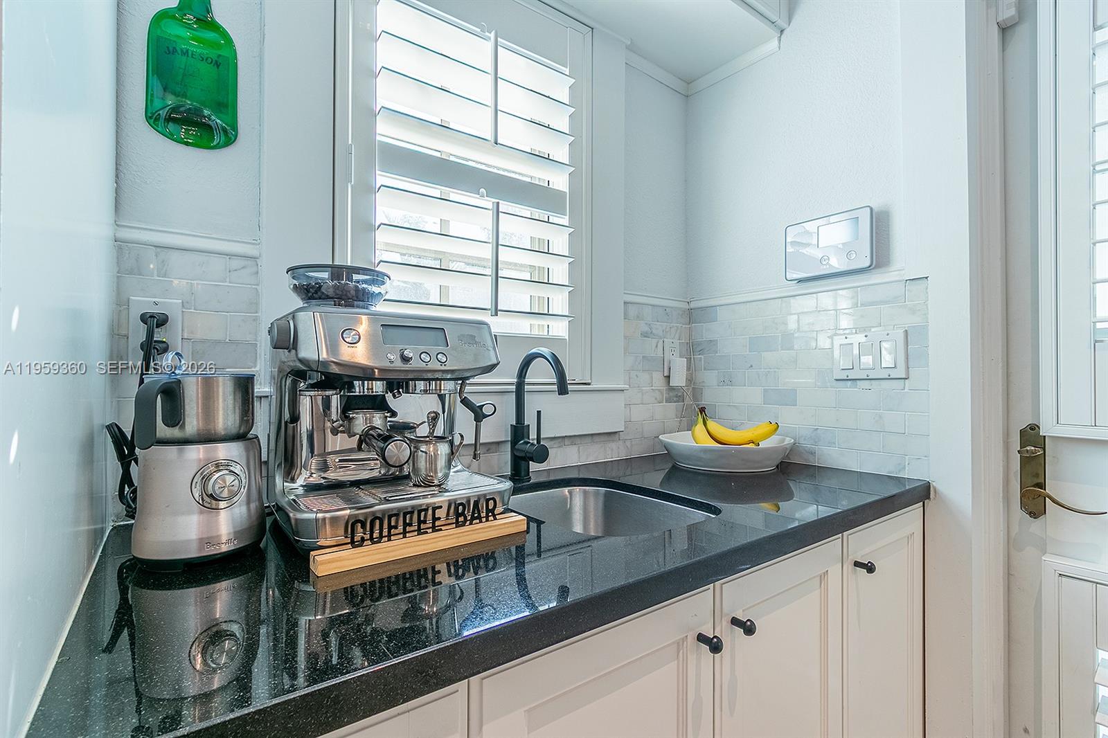 CORAL GABLES SEC B - Residential Lease