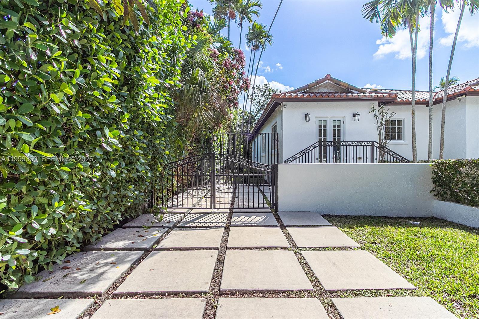 CORAL GABLES SEC B - Residential Lease