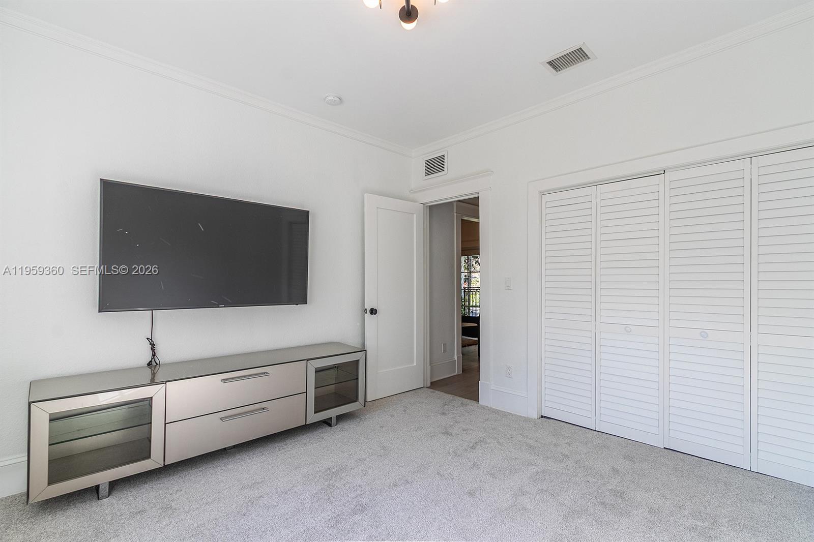 CORAL GABLES SEC B - Residential Lease