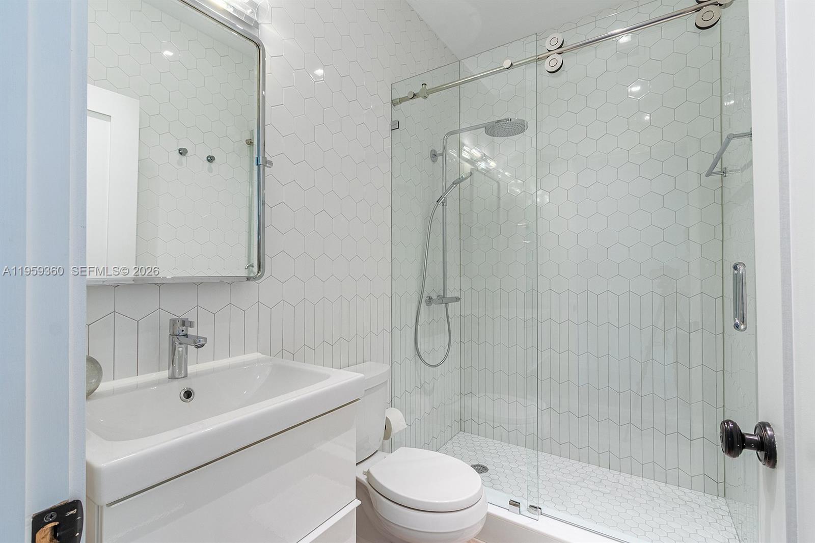 CORAL GABLES SEC B - Residential Lease