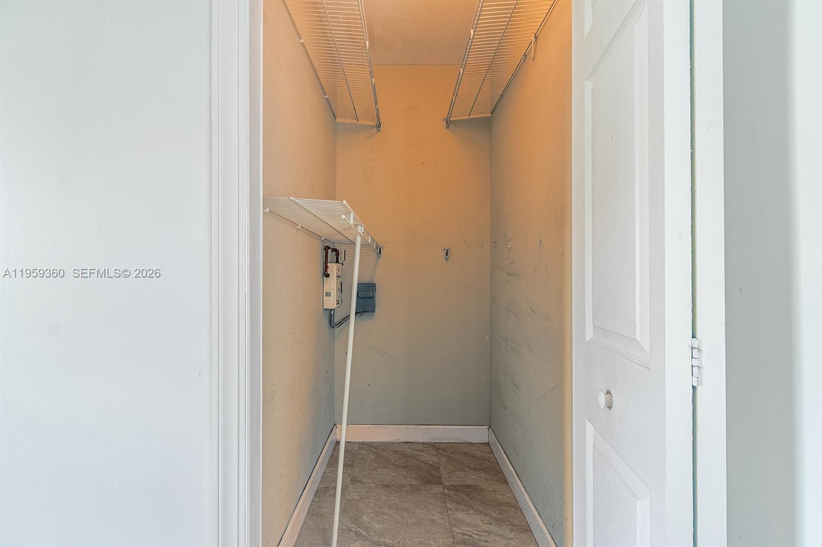 CORAL GABLES SEC B - Residential Lease