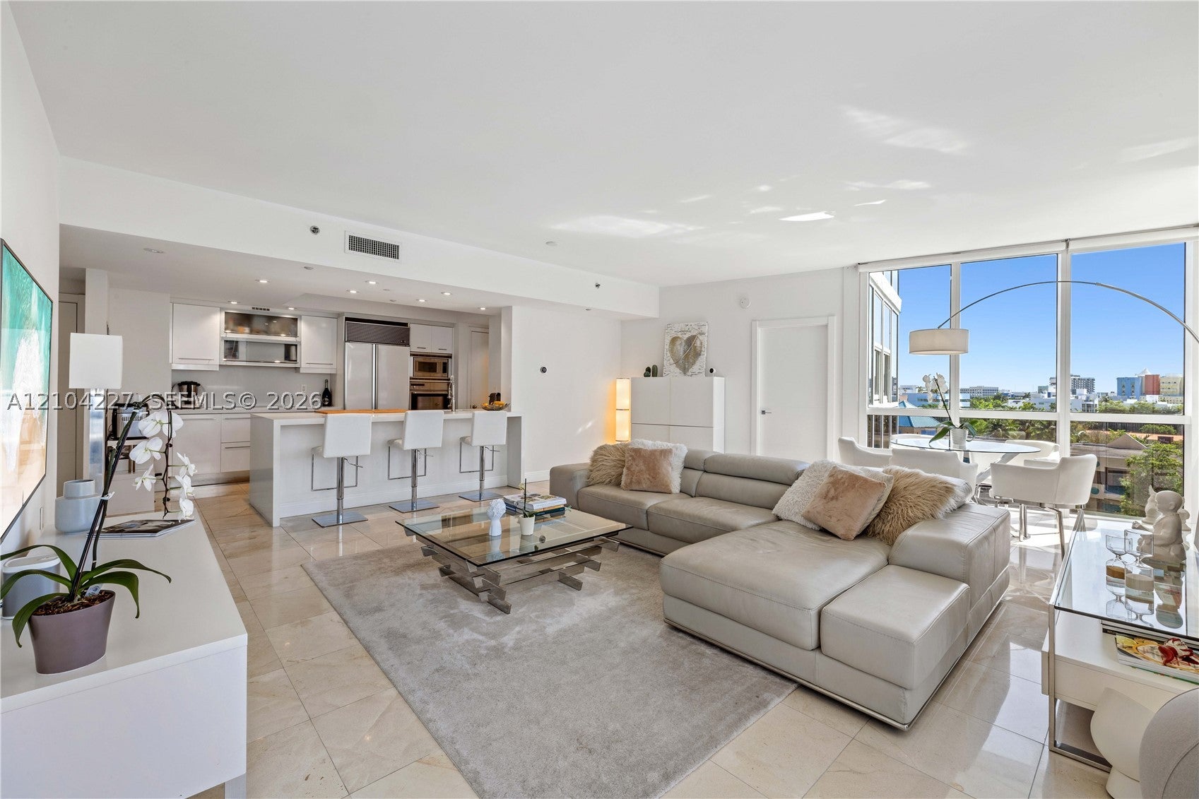 400 Alton Rd 610