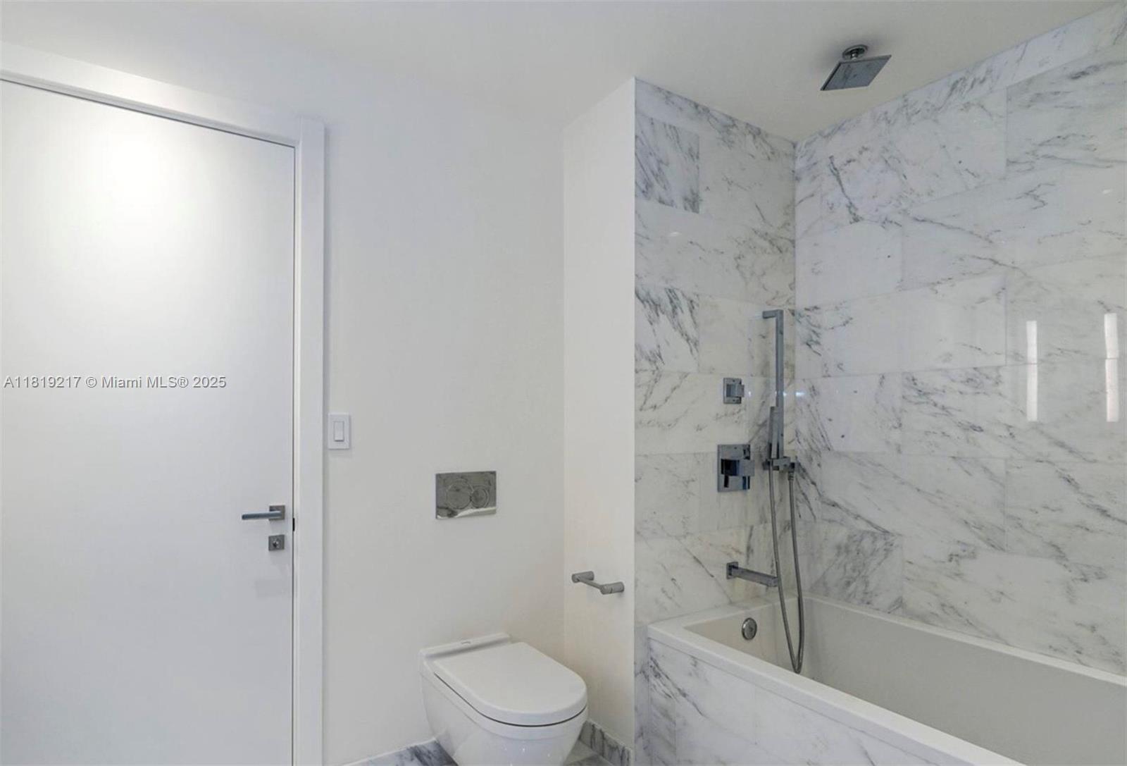 ECHO BRICKELL CONDO - Residential