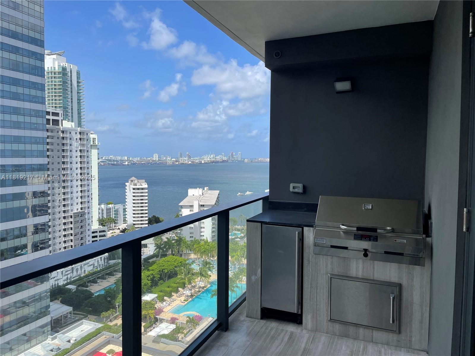 ECHO BRICKELL CONDO - Residential