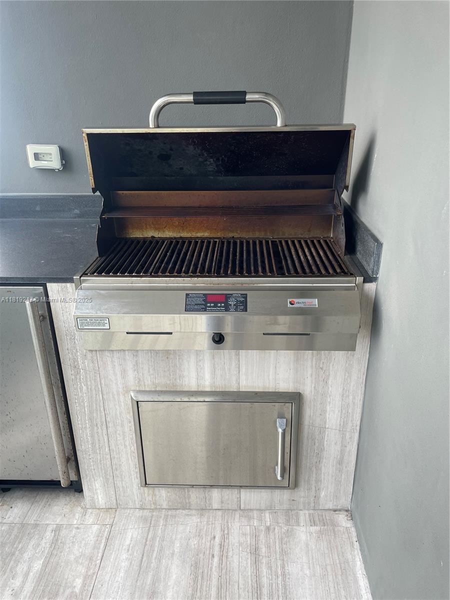 ECHO BRICKELL CONDO - Residential