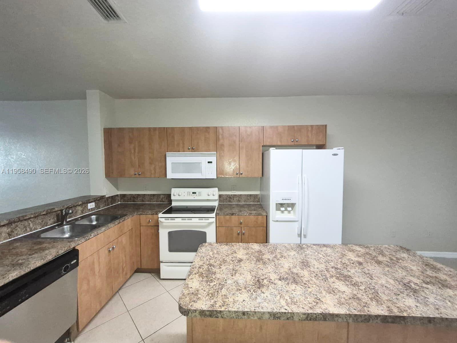 1909 Hibiscus Ln 1909