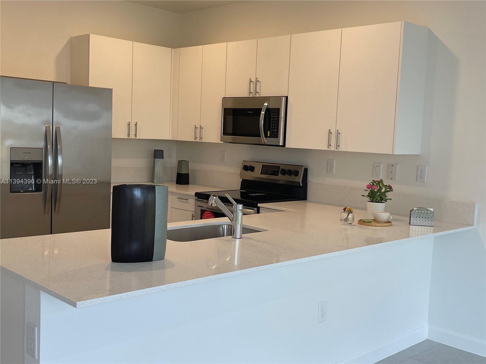SIENA RESERVE - Residential Lease