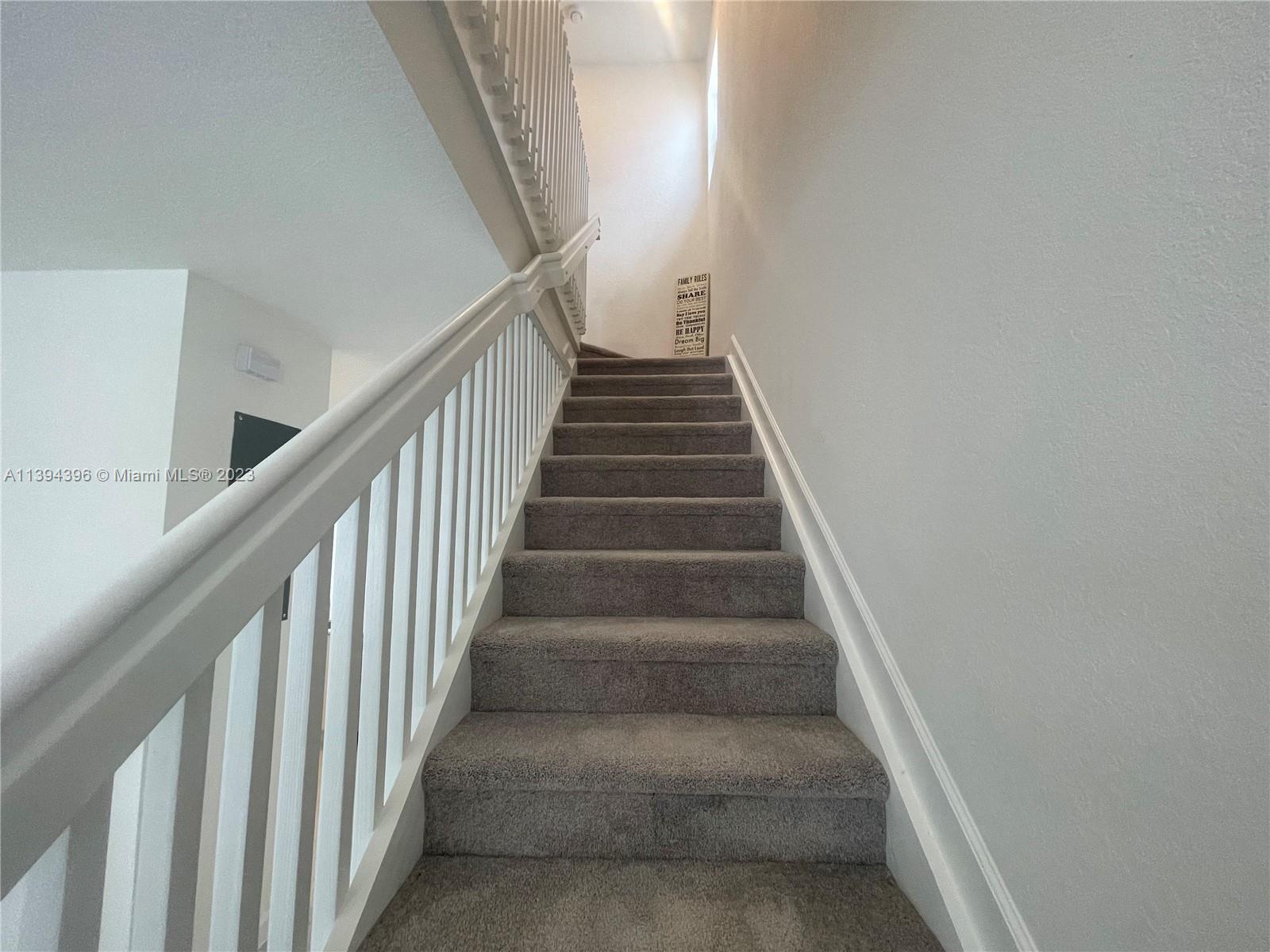 SIENA RESERVE - Residential Lease