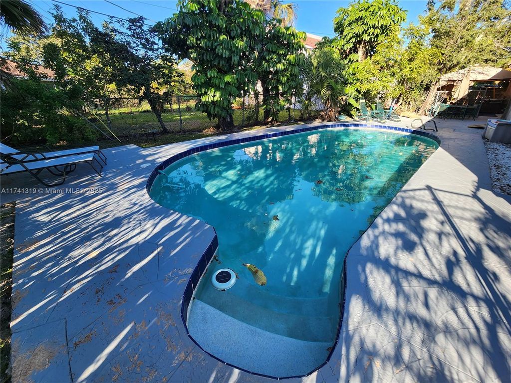 Photo of 7761 NW 42nd Pl #2, Coral Springs, FL 33065 (MLS # A11741319)