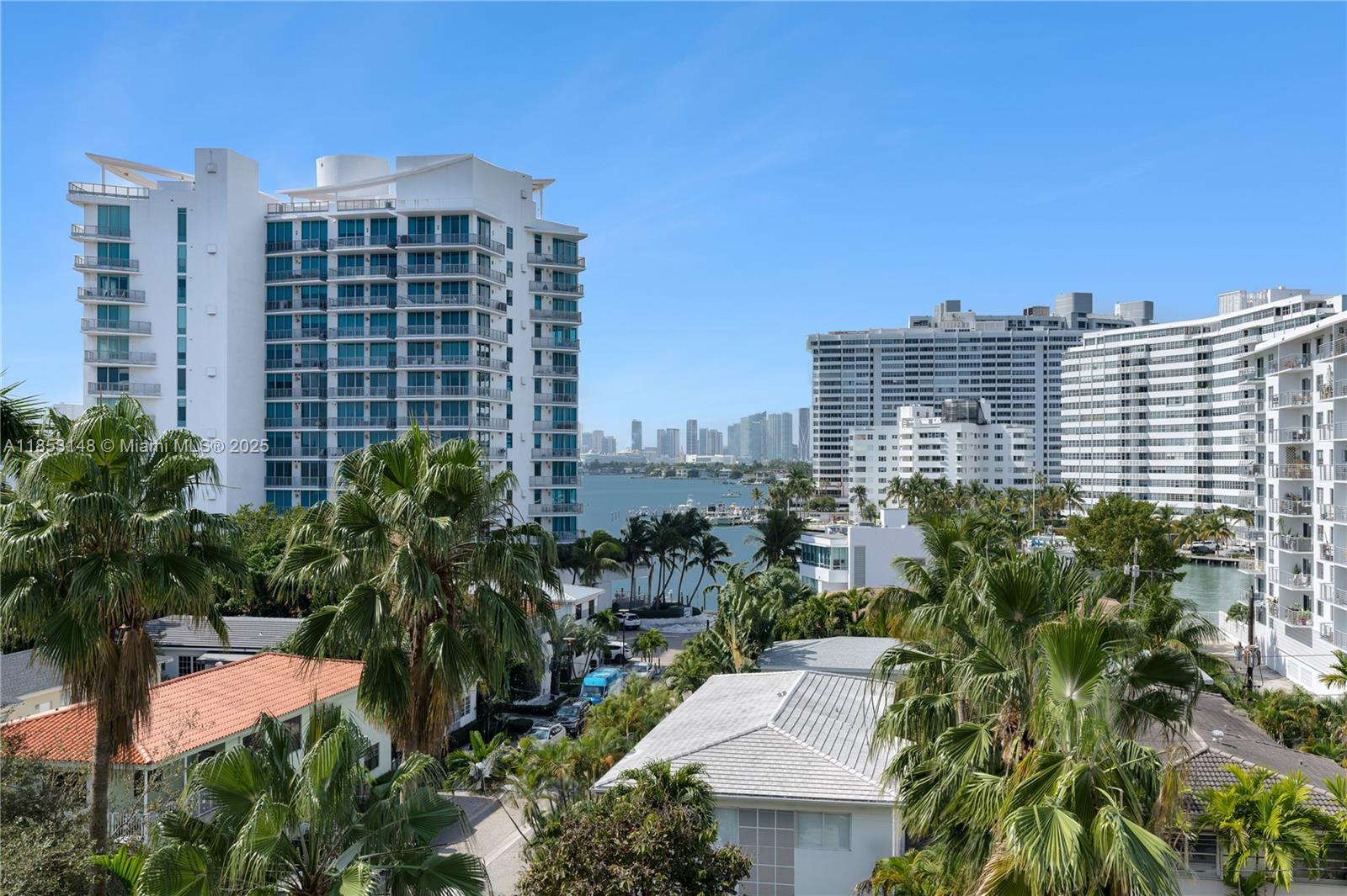 BAYVIEW PLAZA CONDO - Residential