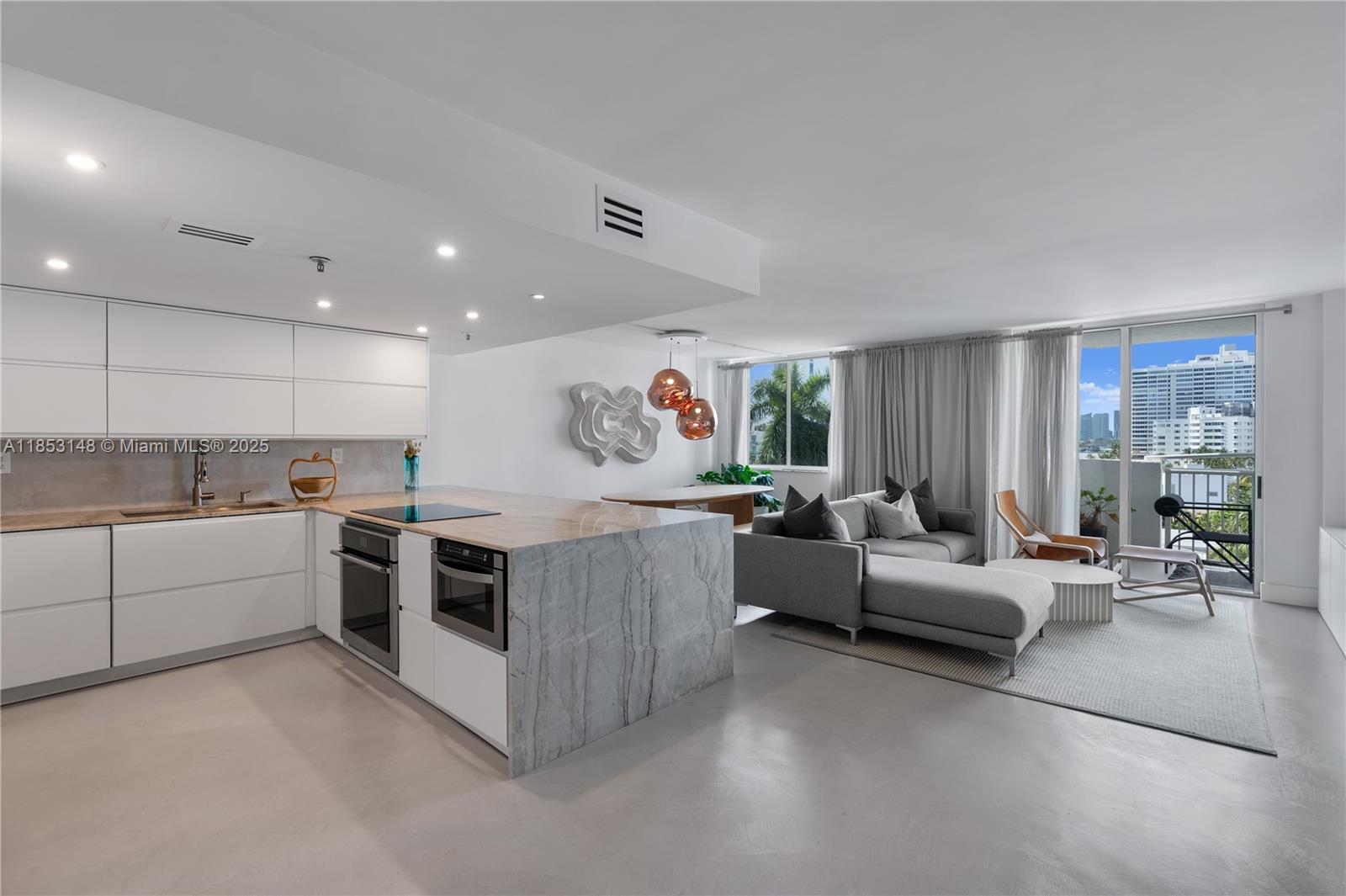 1621 Bay Rd 602