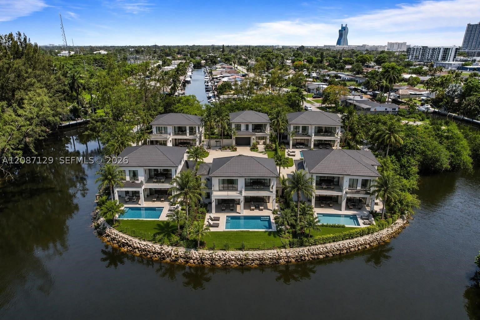 4400 SW 42nd Ter