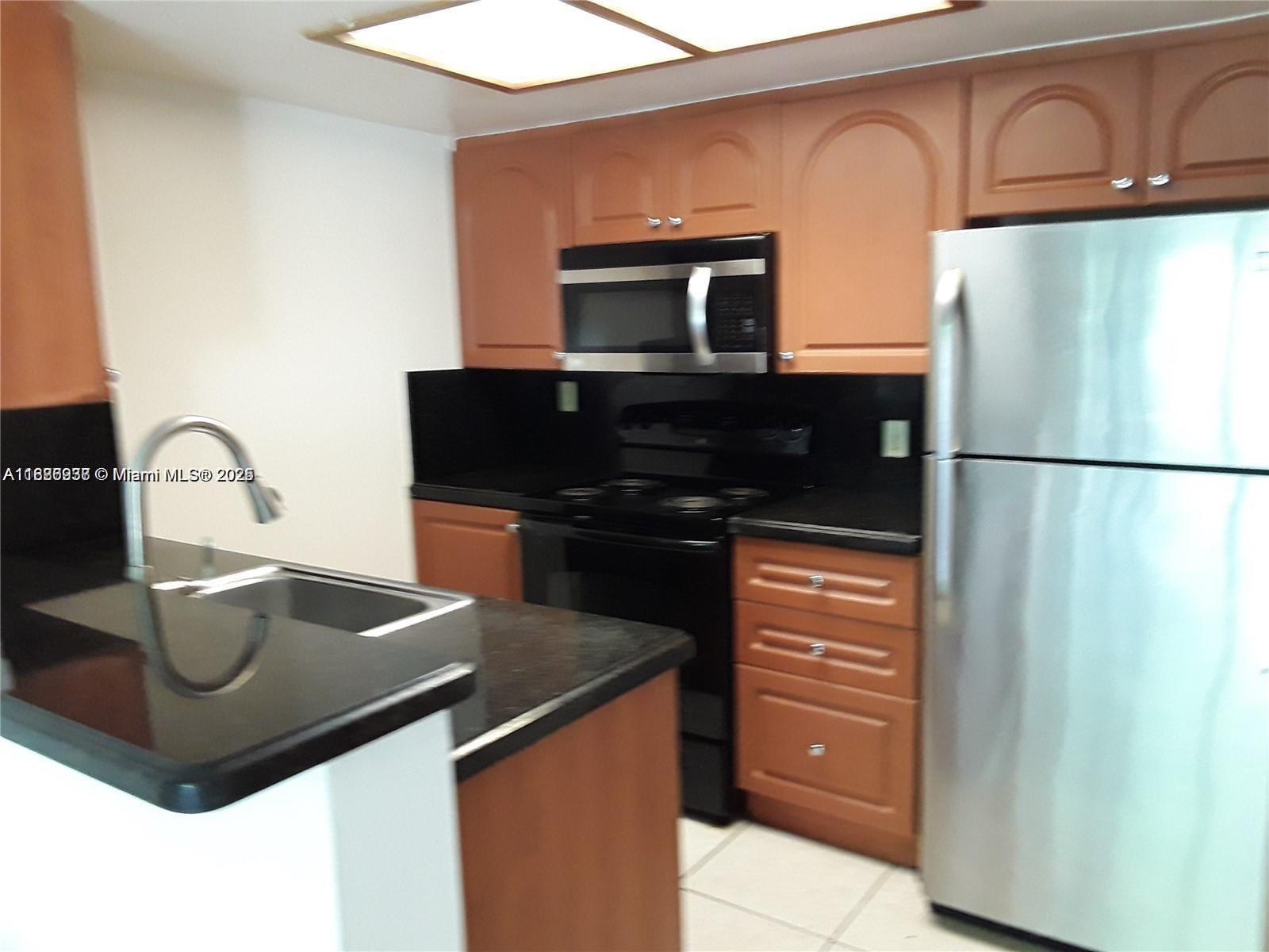 Very nice spacious 2 BD / 2 BA. Granite counter top, SS appliances, Full size washer/dryer in the unit. High rated school, close to shopping! Lots of amenities... With credit score above 640, possibly pay 2nd Deposit in 2nd & 3rd months.