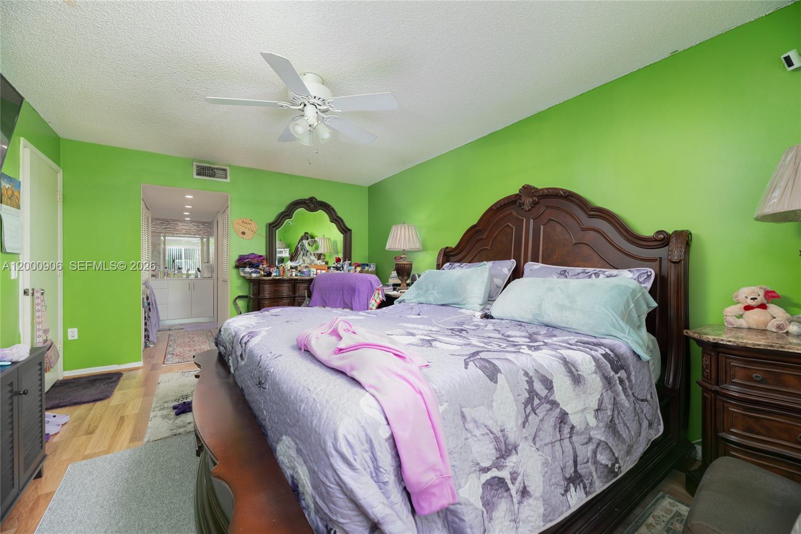 TRENT CONDOMINIUM - Residential