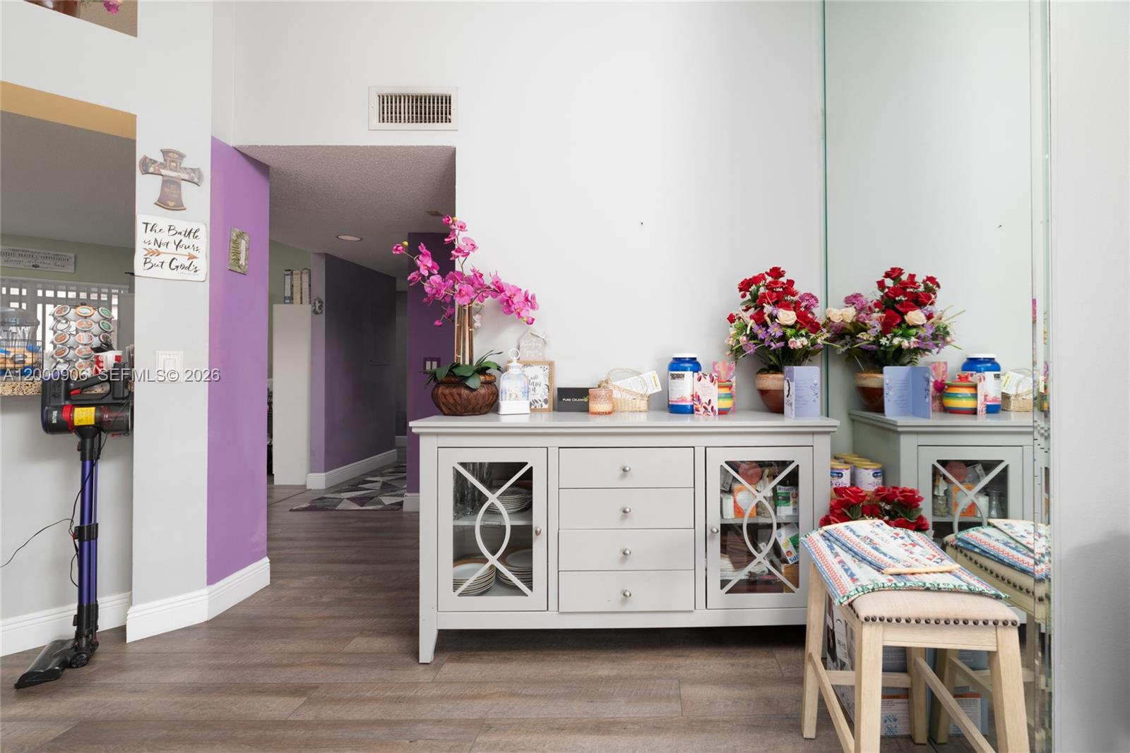 TRENT CONDOMINIUM - Residential