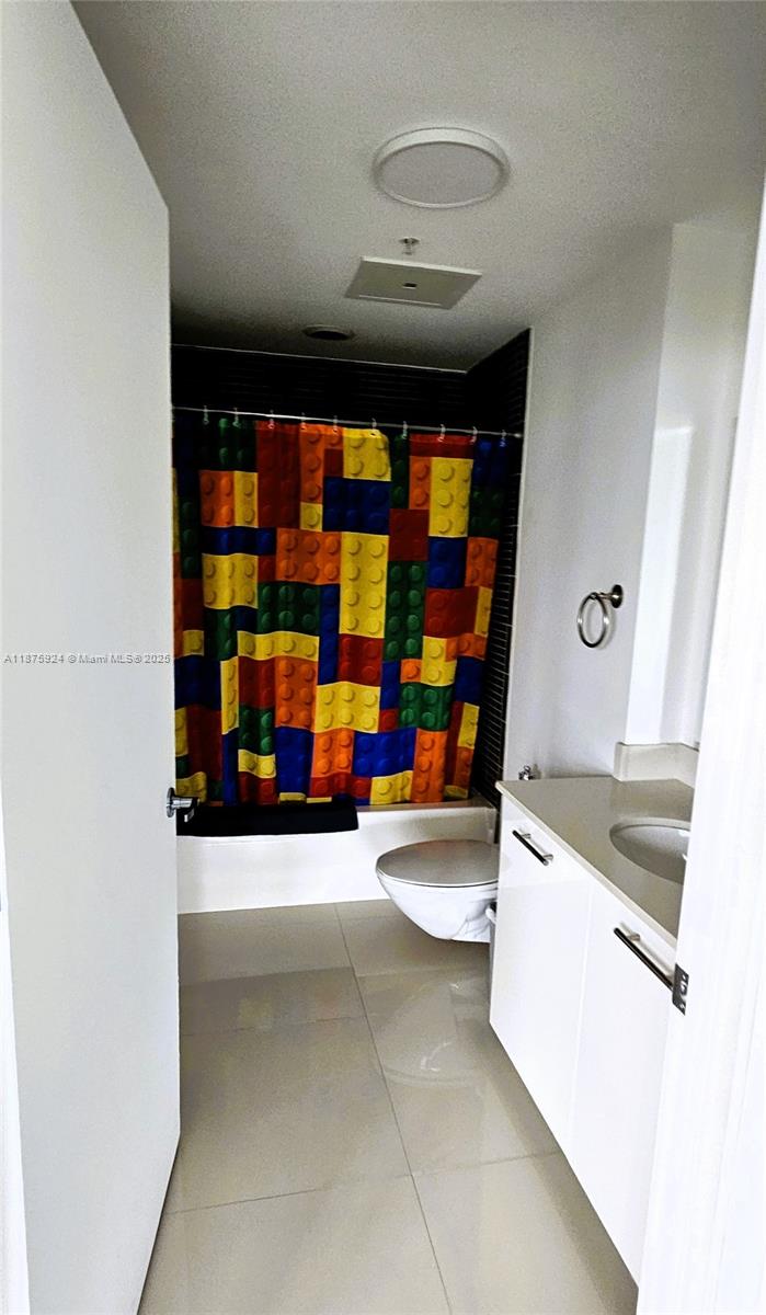 TWO MIDTOWN MIAMI CONDO - Residential Lease