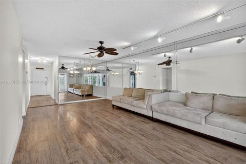 Tiny photo for 13950 Via Flora #D, Delray Beach, FL 33484 (MLS # A12005155)