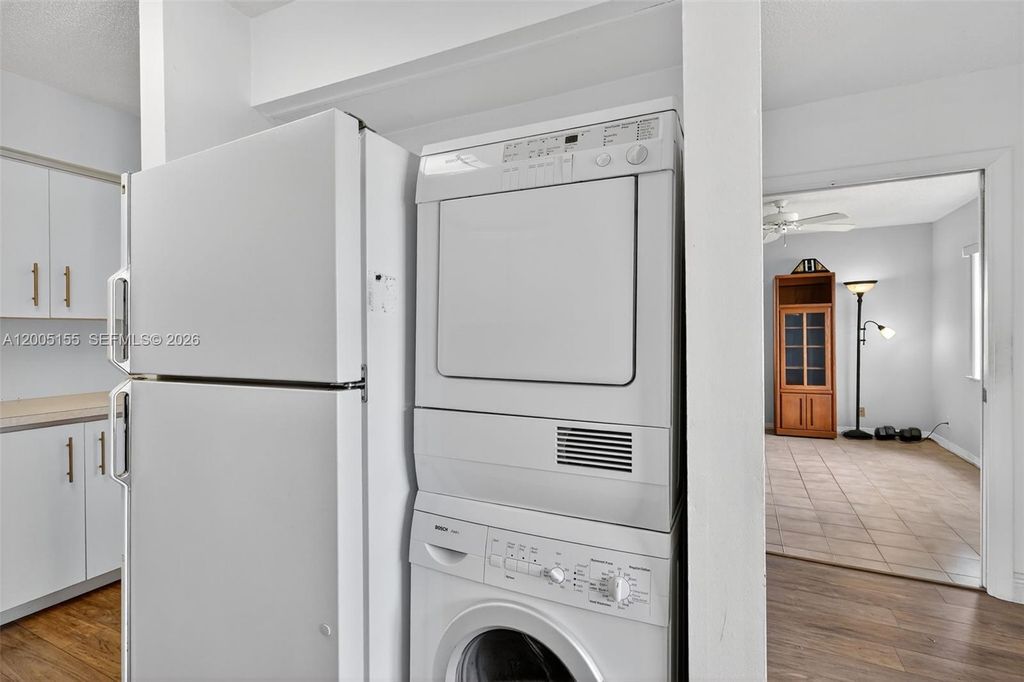 Photo of 13950 Via Flora #D, Delray Beach, FL 33484 (MLS # A12005155)