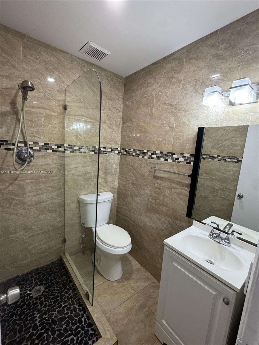 THE CORAL CREST CONDO - Residential