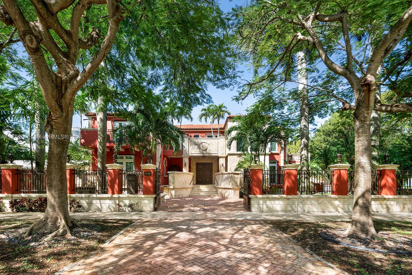 HOLLEMAN PARK - Residential