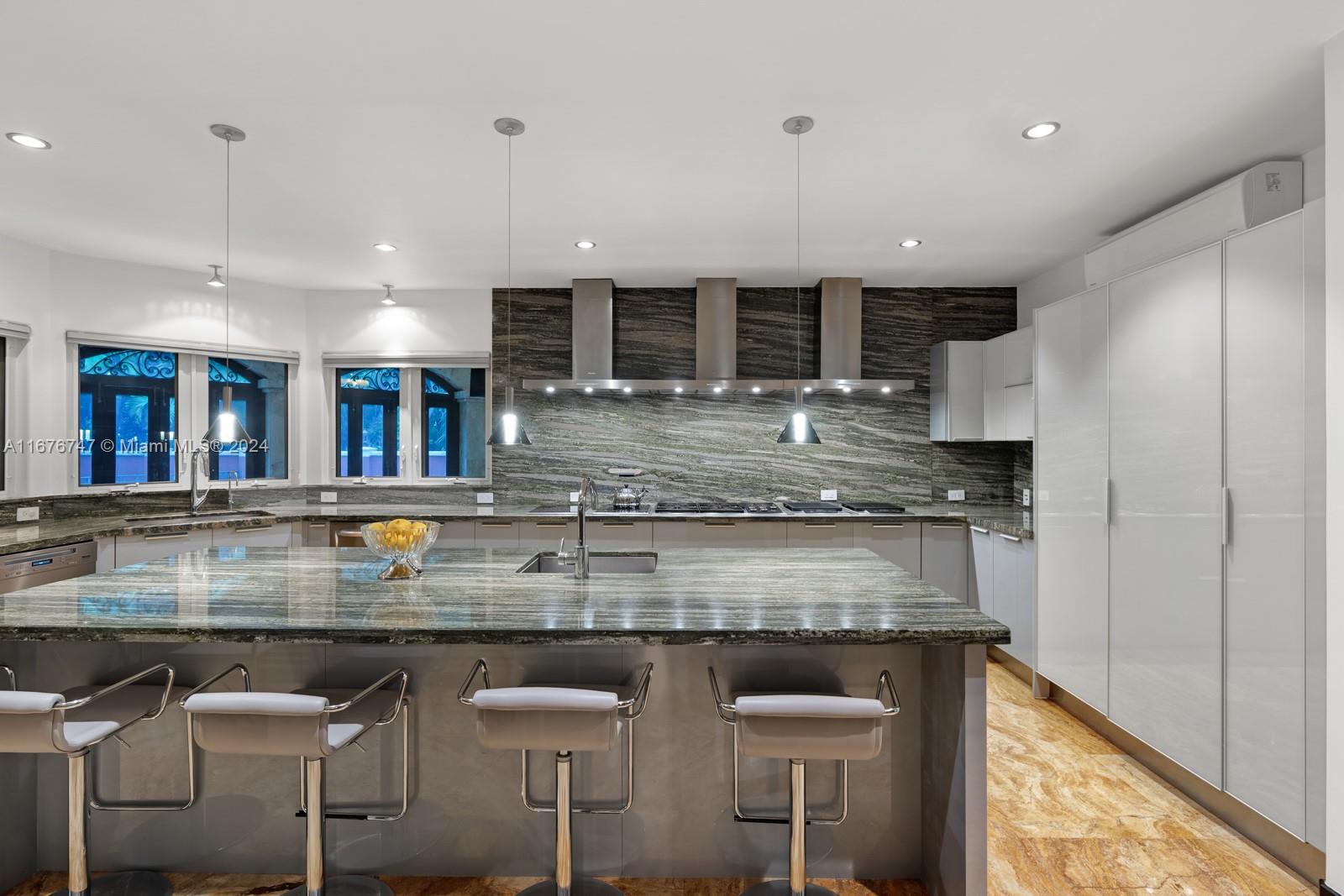HOLLEMAN PARK - Residential