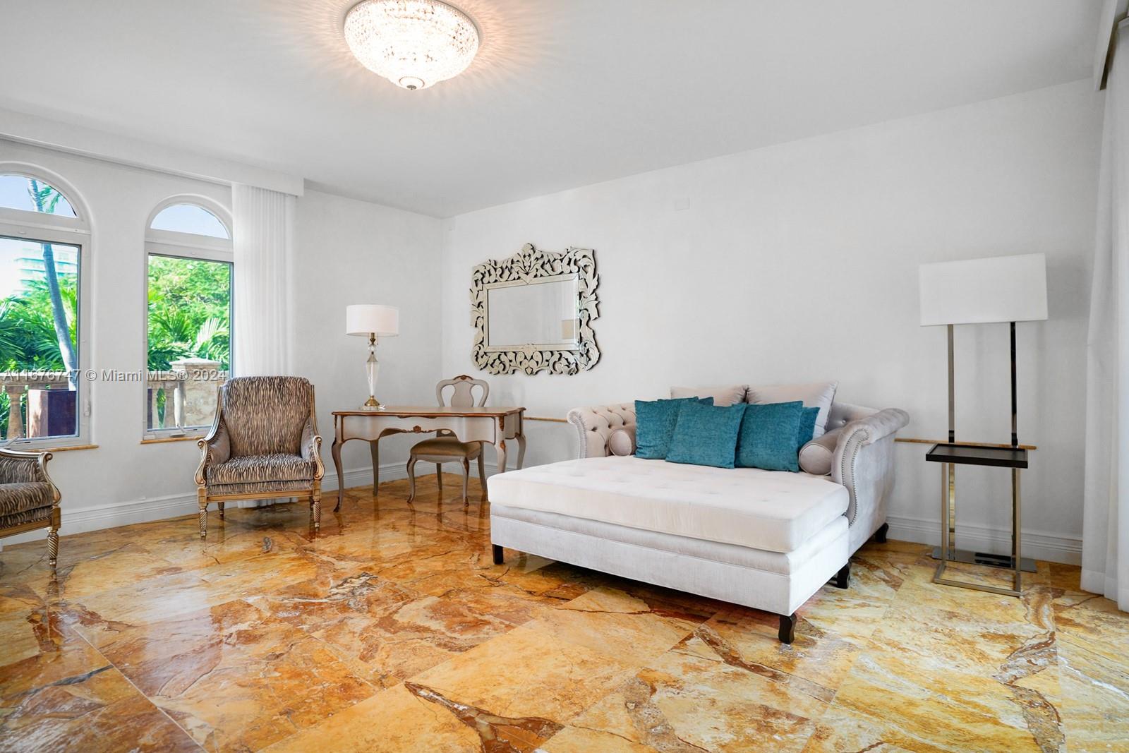 HOLLEMAN PARK - Residential