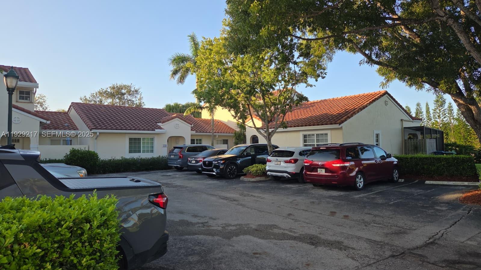 COUNTRY ISLES PHASE II - Residential Lease